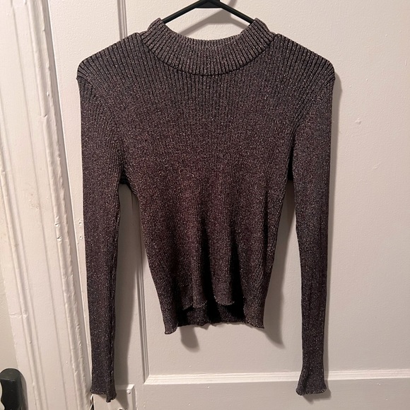 Glittery long sleeve sweater - Picture 1 of 4